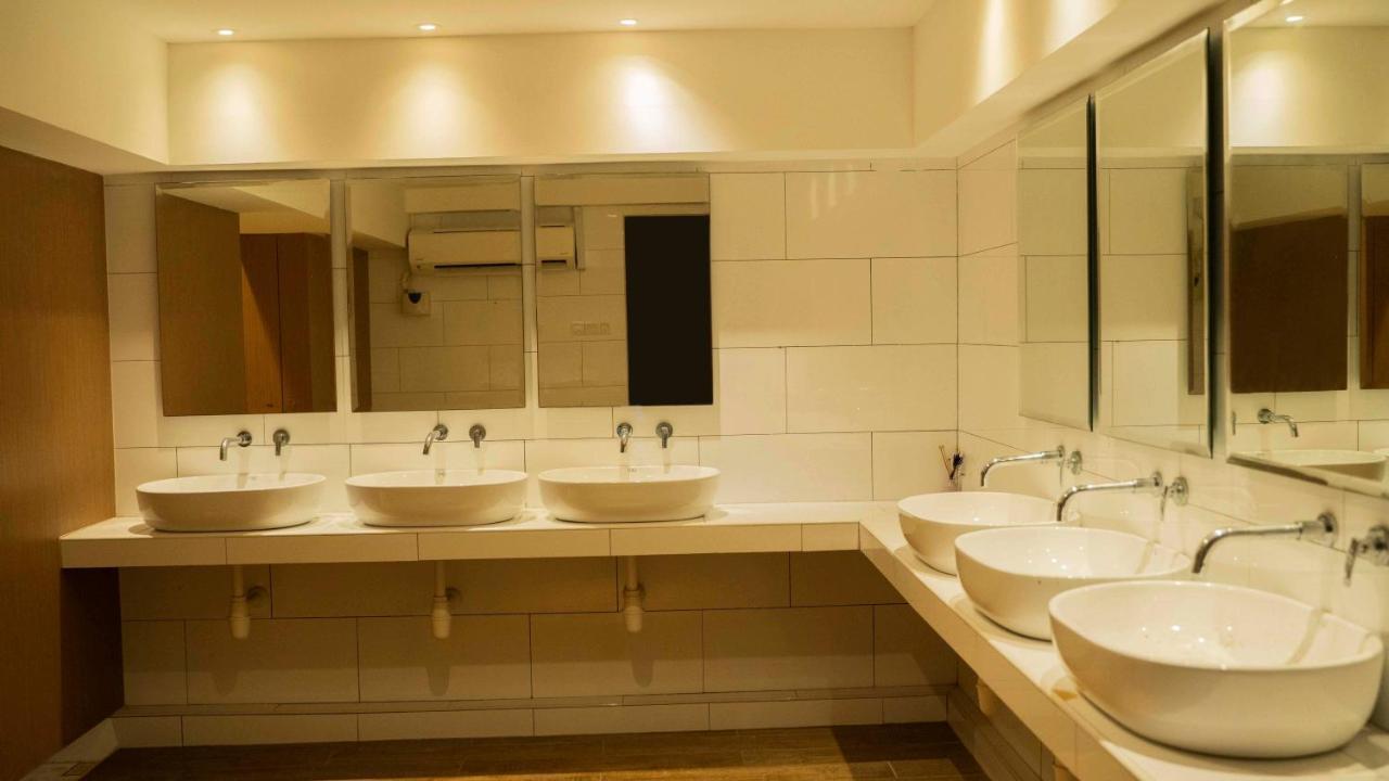 Kaizen Hotel & Suites Melaka Экстерьер фото