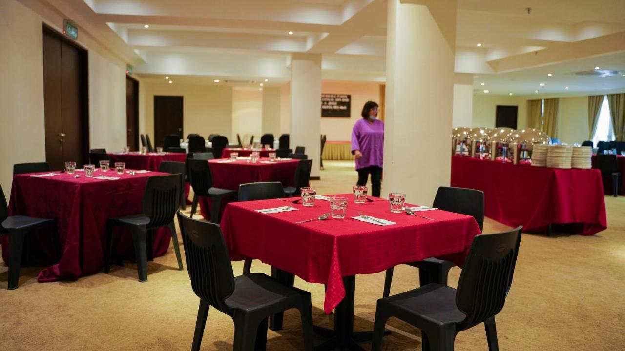 Kaizen Hotel & Suites Melaka Экстерьер фото