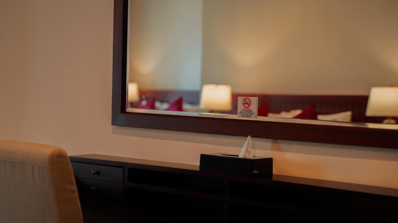 Kaizen Hotel & Suites Melaka Экстерьер фото