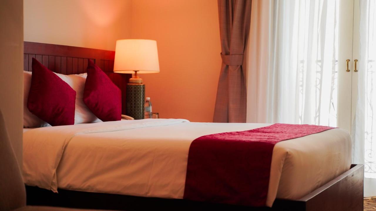 Kaizen Hotel & Suites Melaka Экстерьер фото